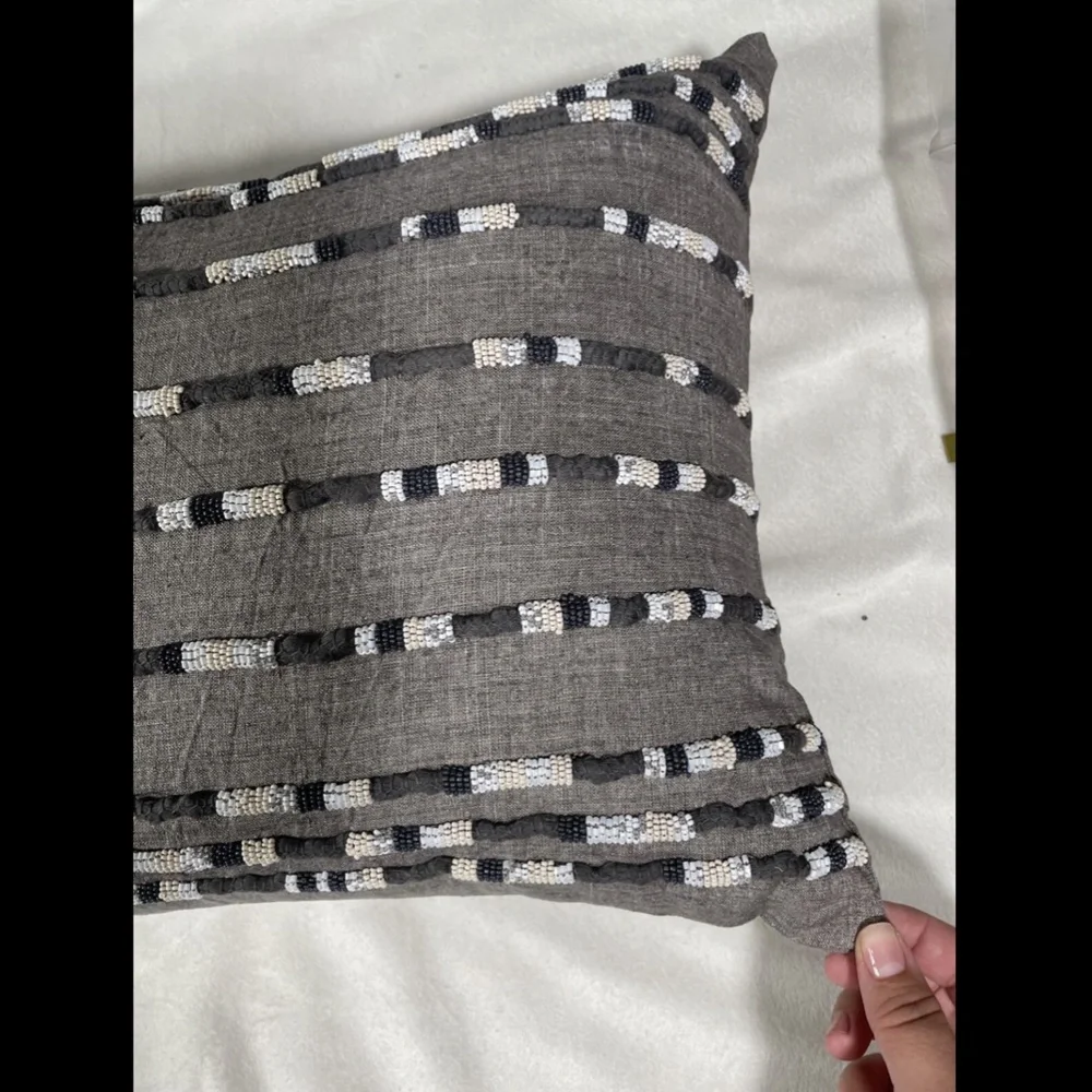 NWT Hotel Collection Linen Decorative Pillow Grey‎